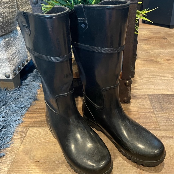 Sperry Shoes - Sperry Waterproof Black Boots